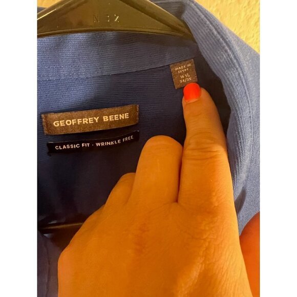 Geoffrey Beene blue wrinkle free button down size 34/35 - Picture 2 of 3